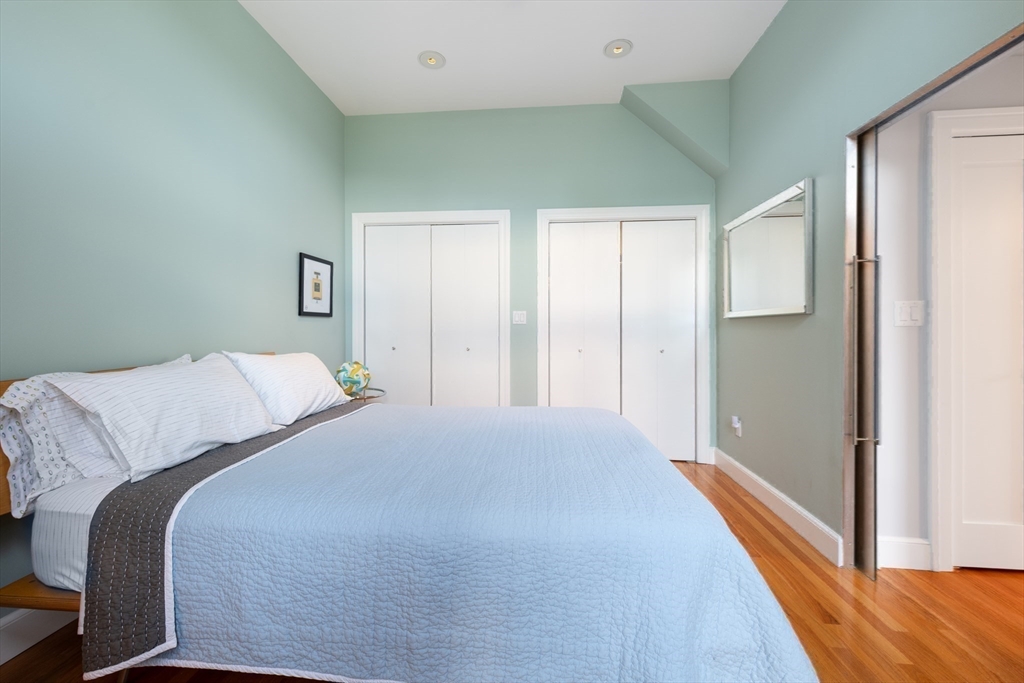 130 Appleton St # 4D