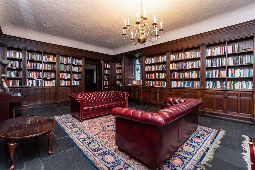 241 Perkins St # E103