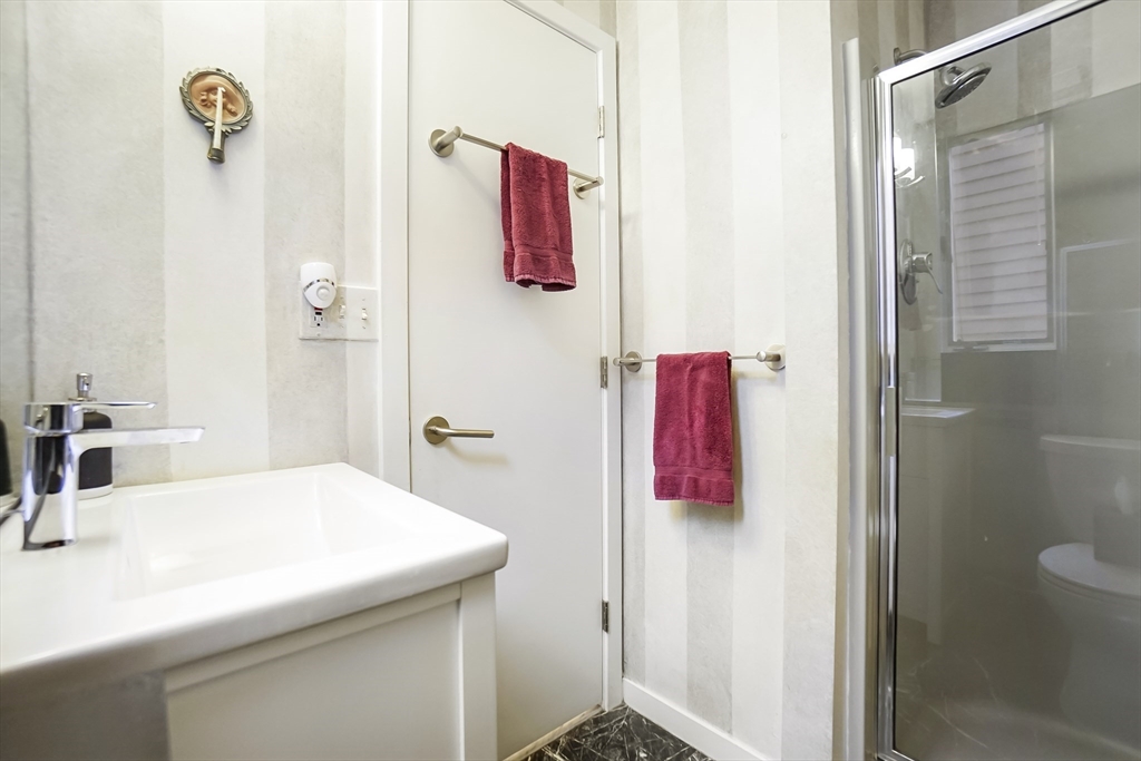 241 Perkins St # E103