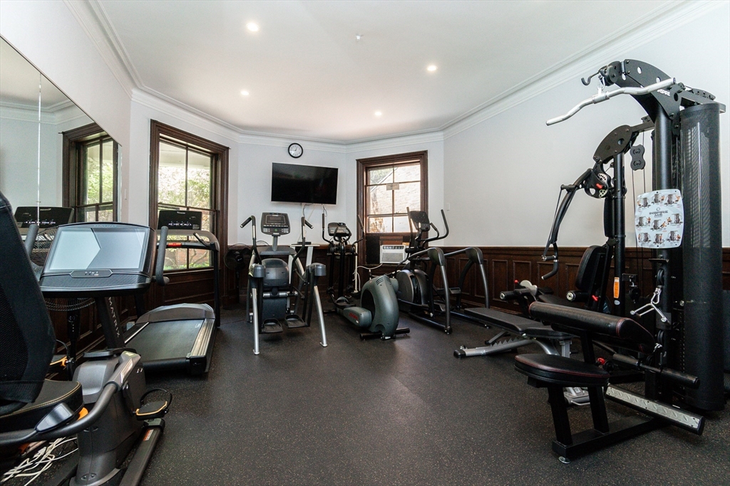 241 Perkins St # E103