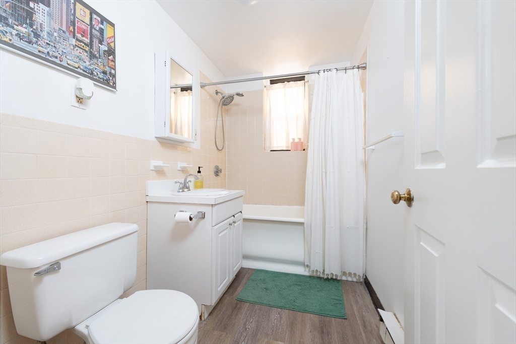 466 Commonwealth Ave # 206