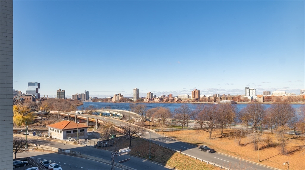520 Beacon St # 6A