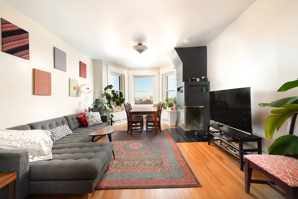520 Beacon St # 6A