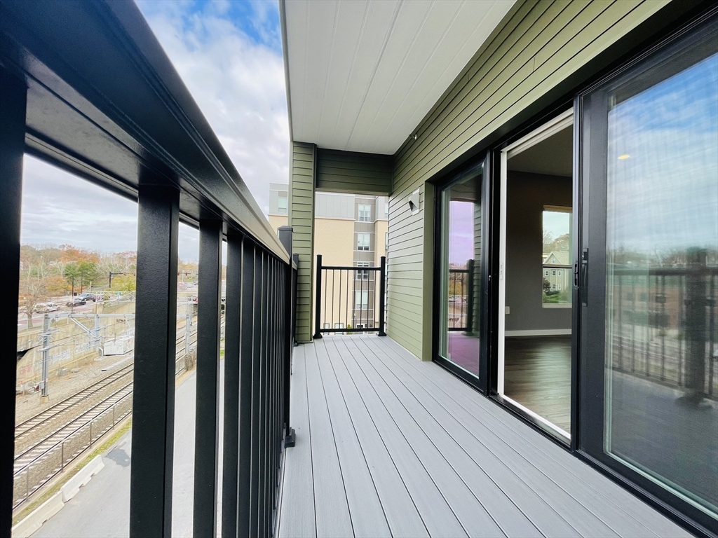 119 Hyde Park Ave # B