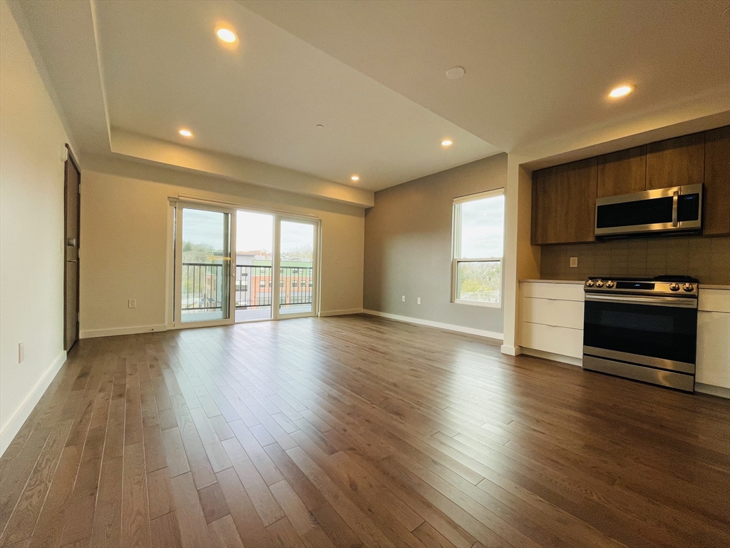 119 Hyde Park Ave # B