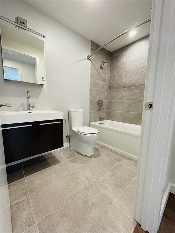 119 Hyde Park Ave # B