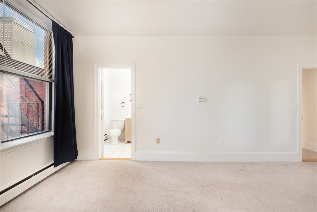 362 Commonwealth Ave # 4E