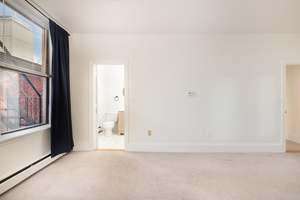362 Commonwealth Ave # 4E