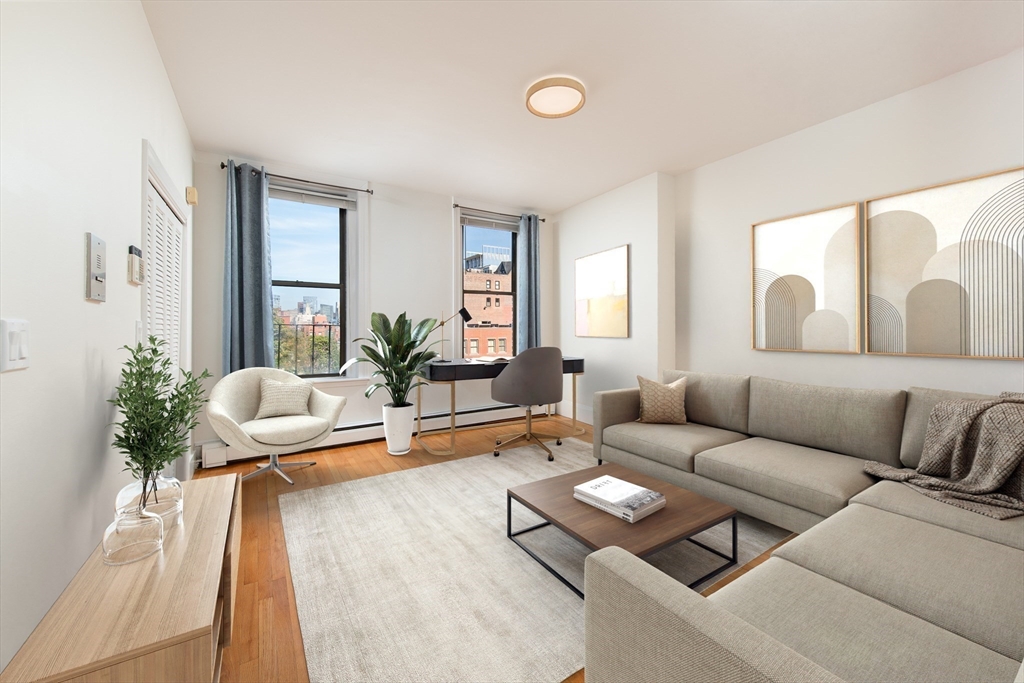 362 Commonwealth Ave # 4E