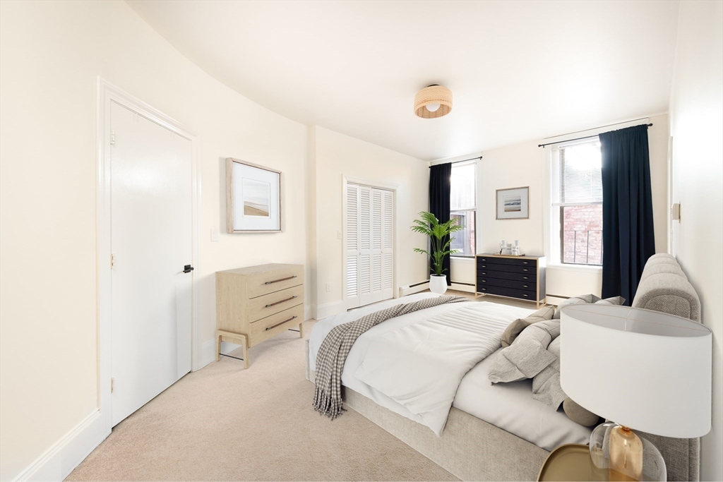 362 Commonwealth Ave # 4E