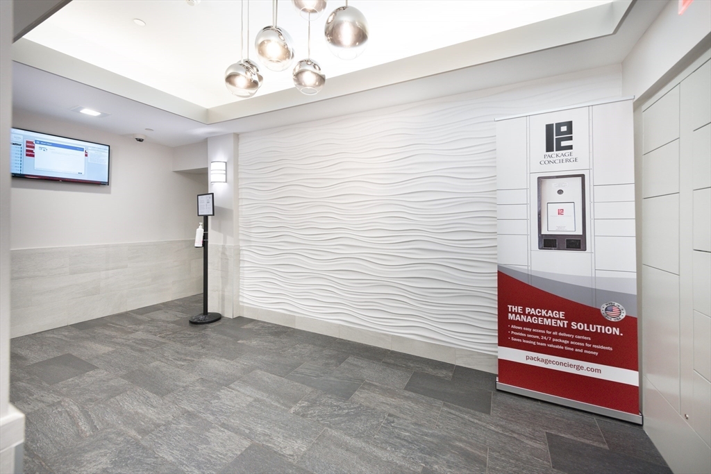 108 Peterborough St # G Unit: 4-G