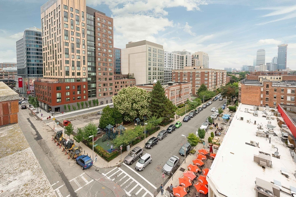 108 Peterborough St # G Unit: 4-G