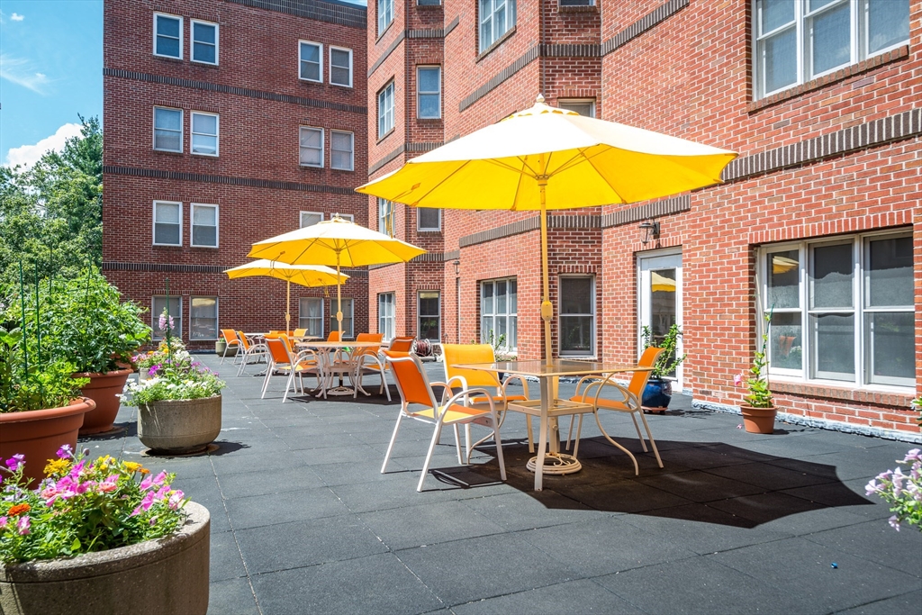 2456 Massachusetts Ave # 401 Unit: #401