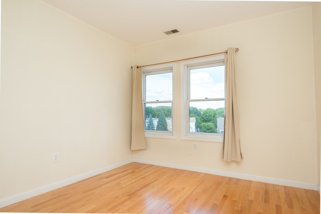 2456 Massachusetts Ave # 401 Unit: #401