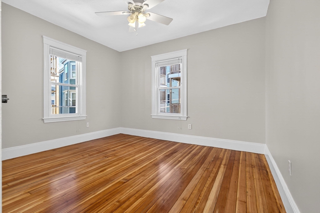 12 Woodlawn St # 2