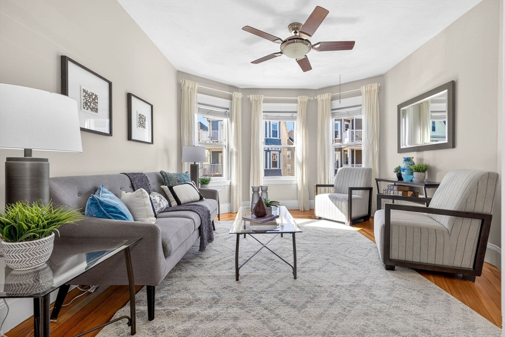 12 Woodlawn St # 2