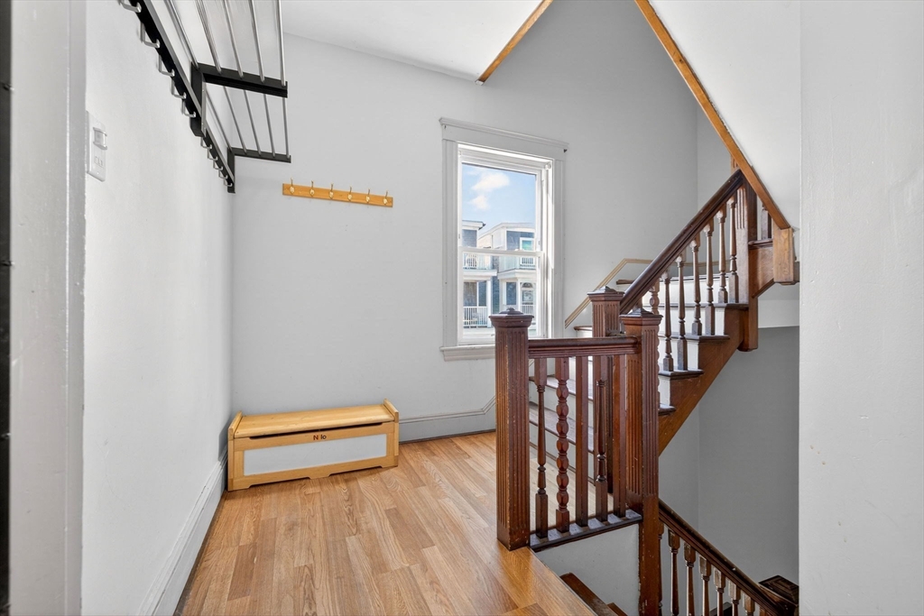 12 Woodlawn St # 2