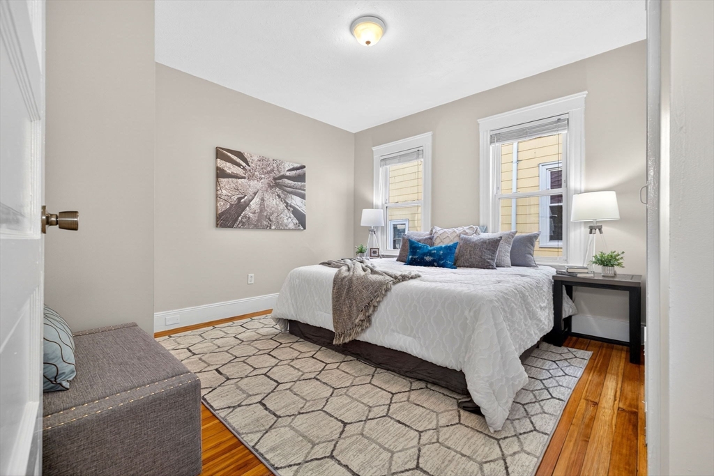 12 Woodlawn St # 2