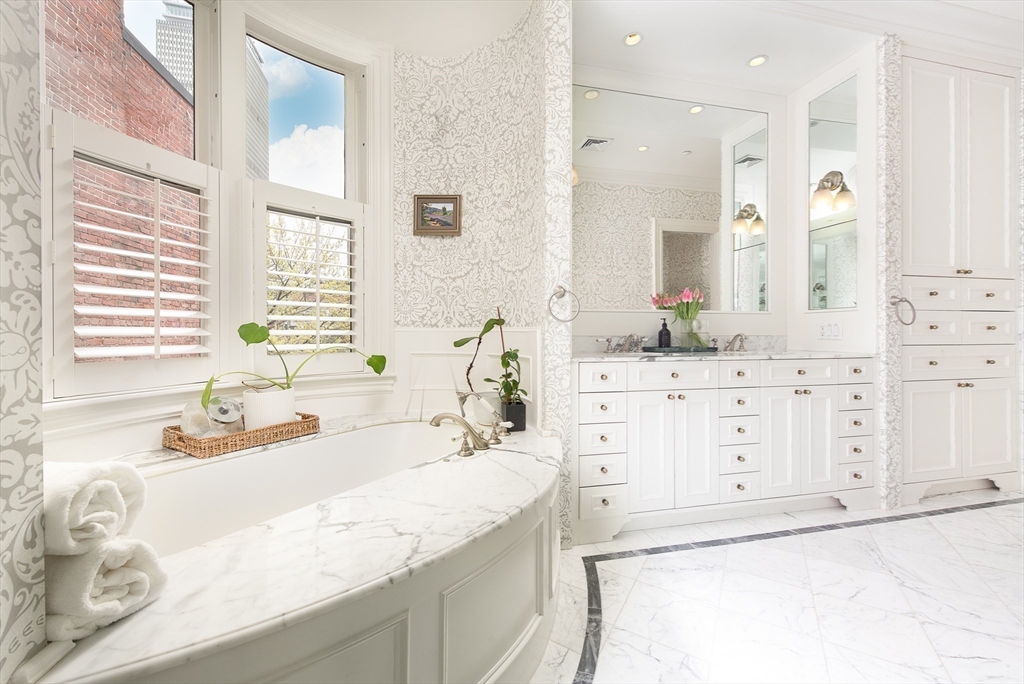 304 Commonwealth Ave PH