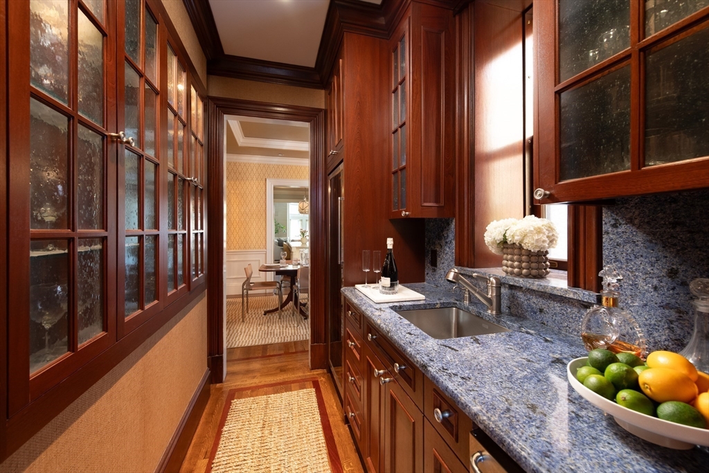 304 Commonwealth Ave PH