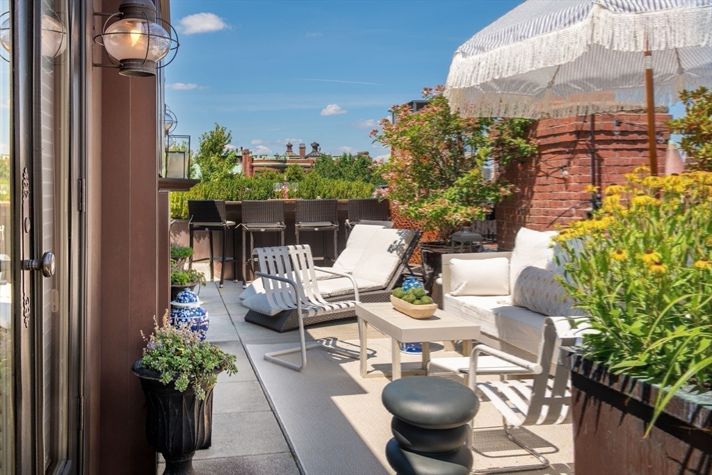 304 Commonwealth Ave PH