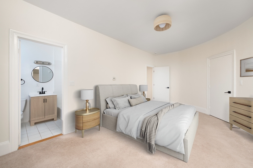 362 Commonwealth Ave # 4E