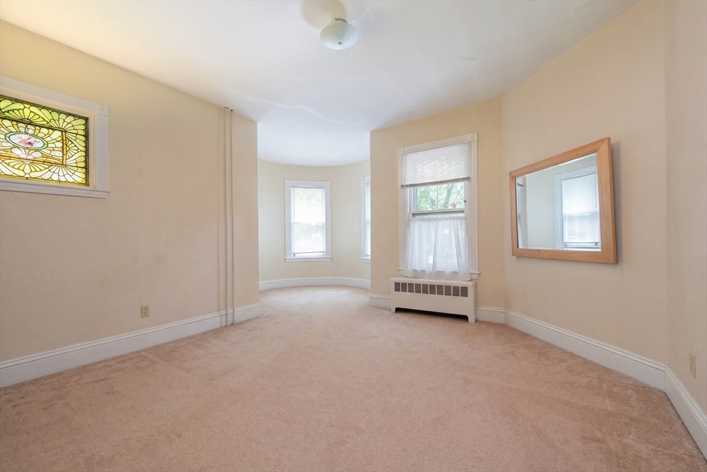 31 Kent Square # 1