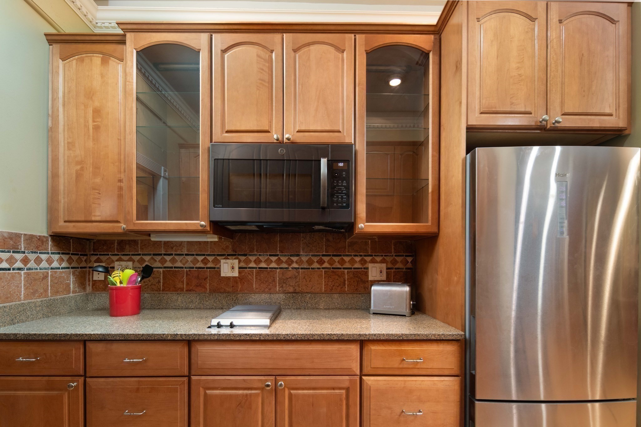 362 Commonwealth Ave Unit: 2EF