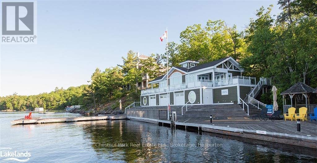 4 - 1869 MUSKOKA DISTRICT ROAD 118 WEST