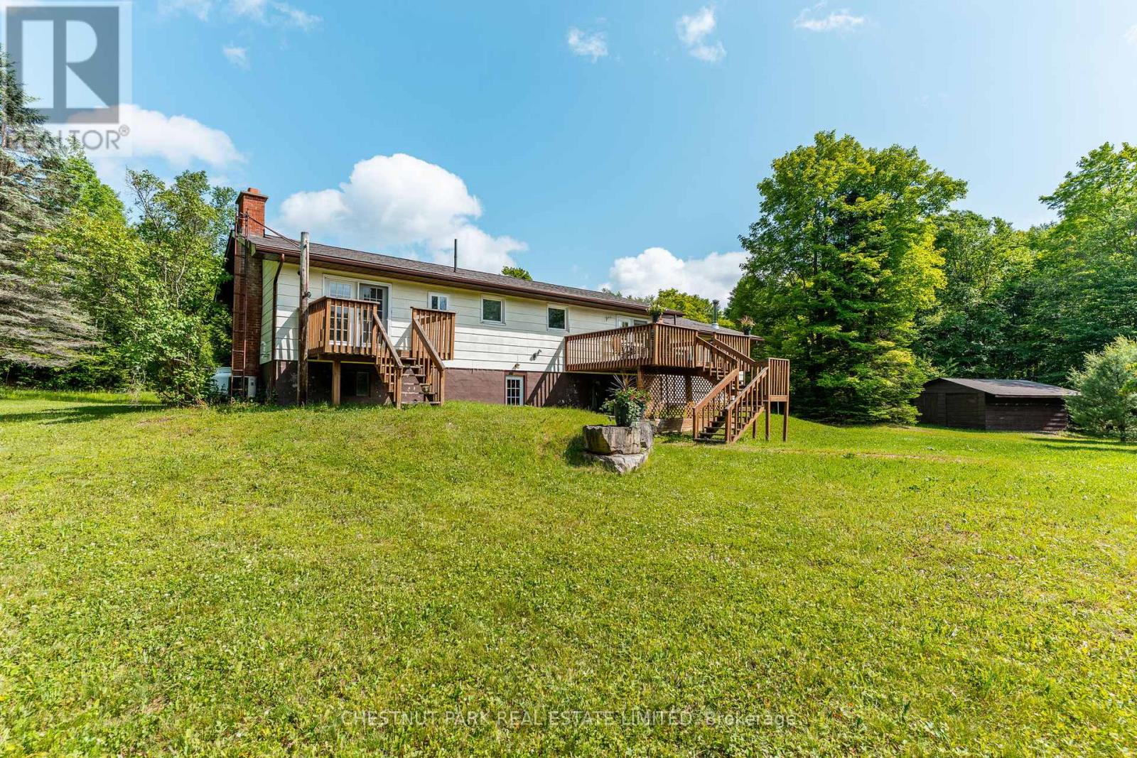 4135 KENNISIS LAKE ROAD