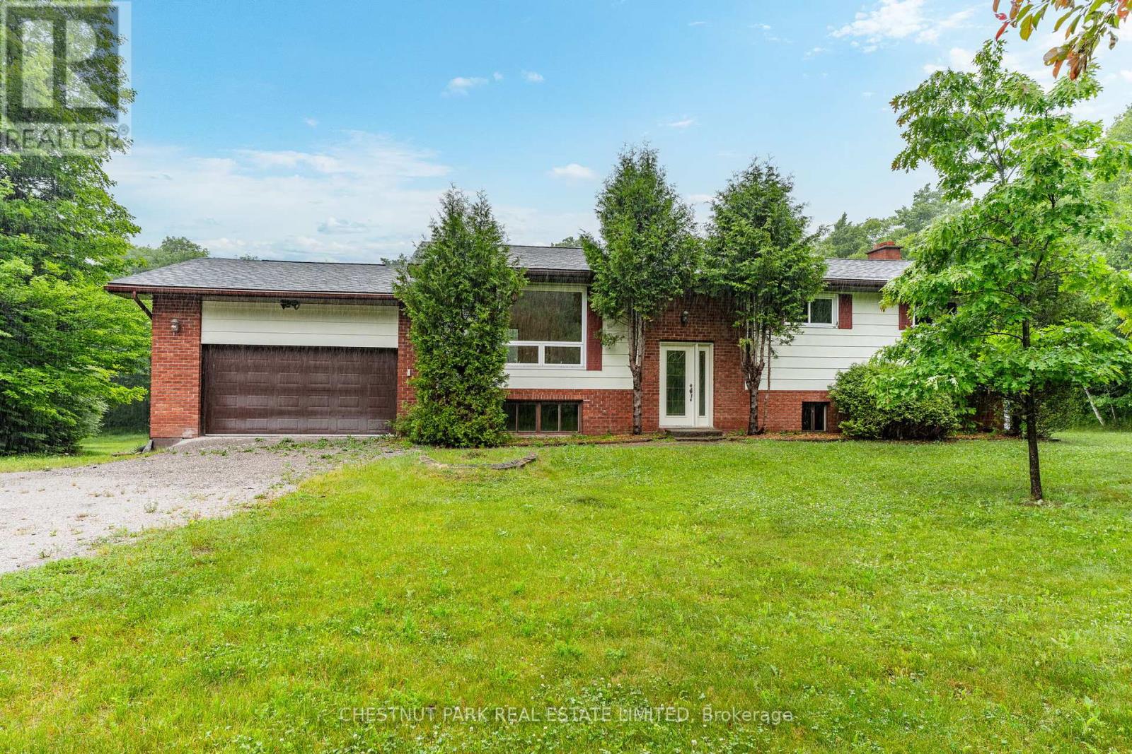 4135 KENNISIS LAKE ROAD