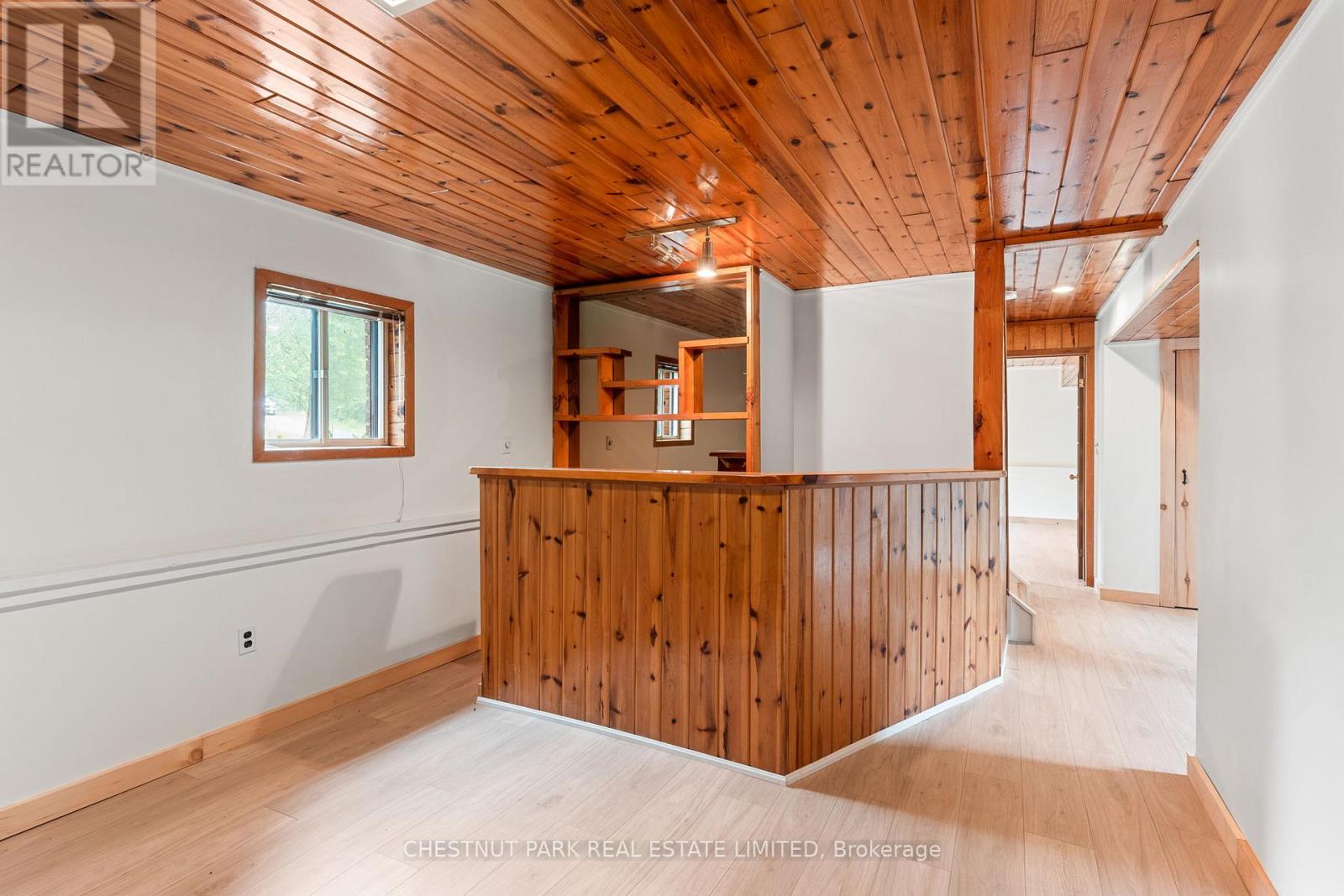 4135 KENNISIS LAKE ROAD