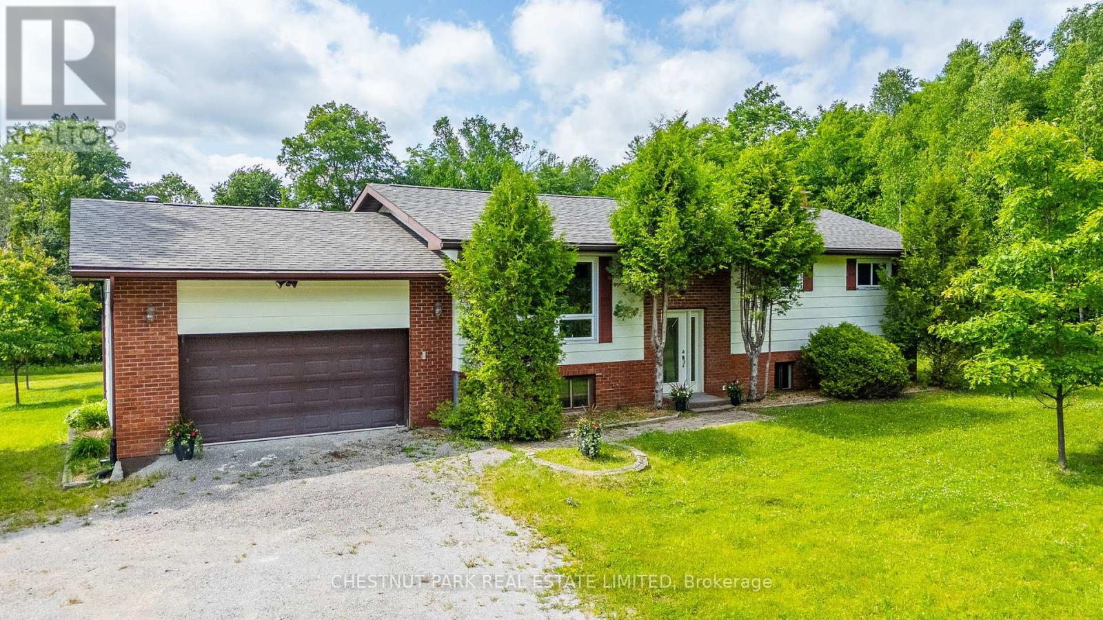 4135 KENNISIS LAKE ROAD