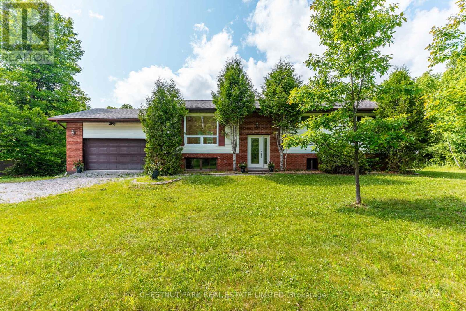4135 KENNISIS LAKE ROAD