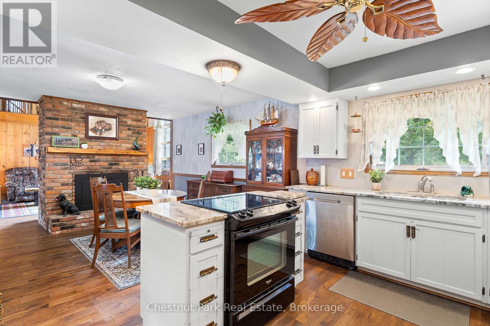 269 OLD MUSKOKA ROAD S