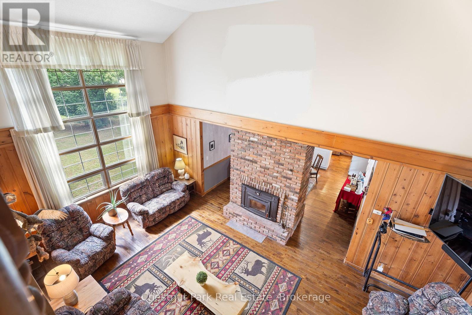 269 OLD MUSKOKA ROAD S