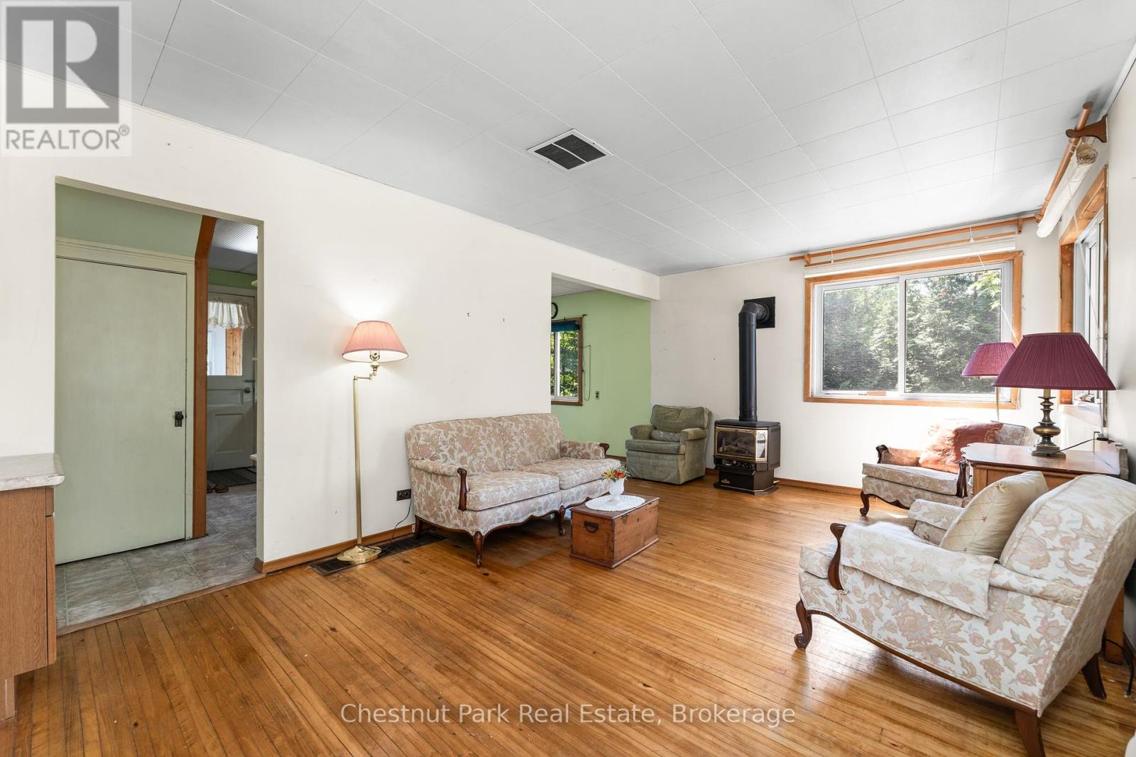 49 BEACH ROAD