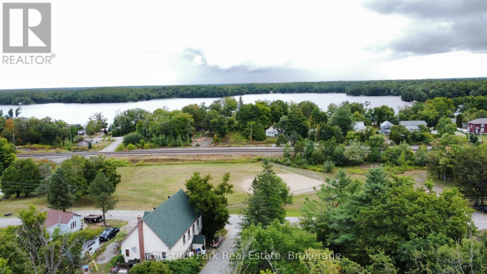 35 MUSKOKA ROAD