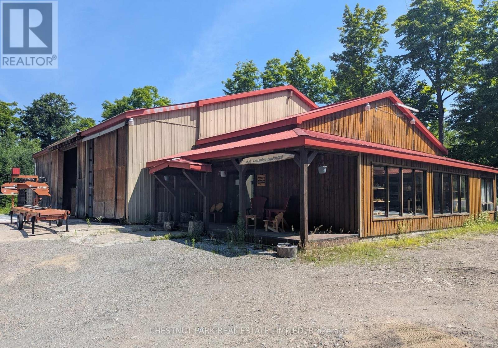 4531 KENNISIS LAKE ROAD