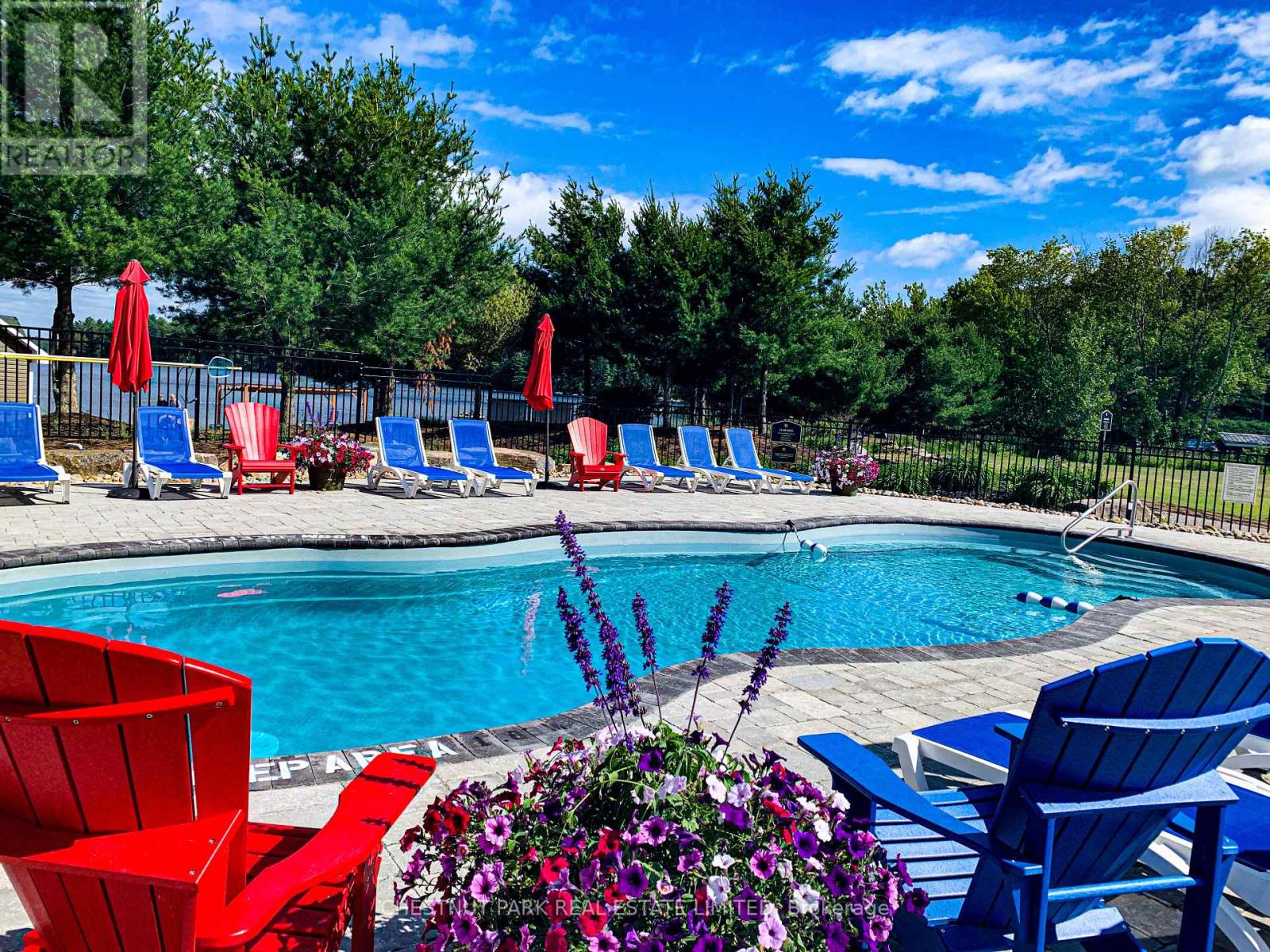 4 - 1869 MUSKOKA DISTRICT ROAD 118 WEST