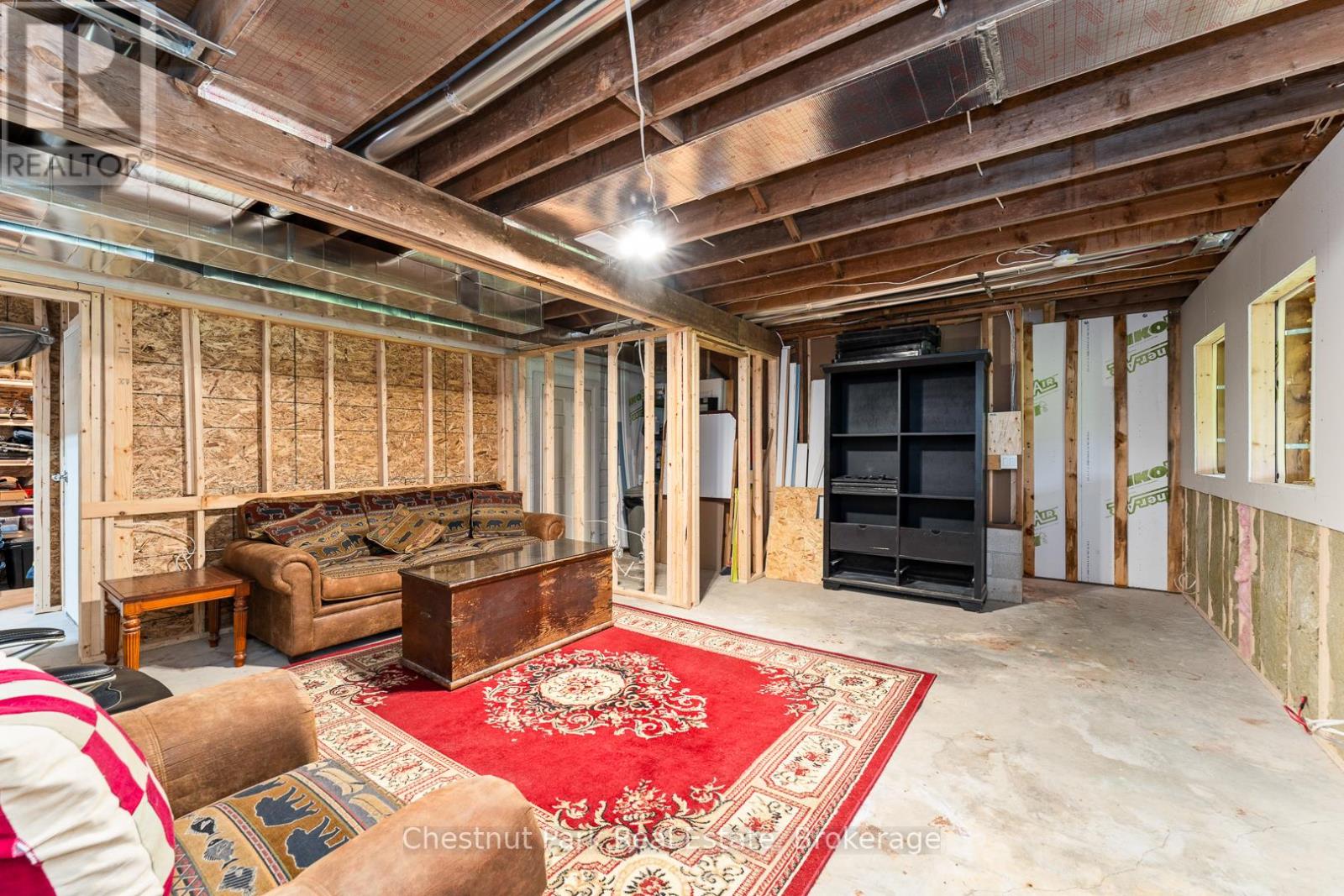 1037 SKELETON LAKE 3 ROAD