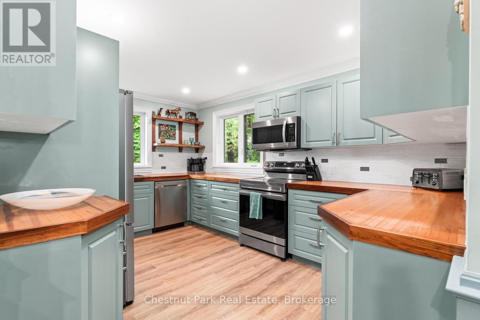 1037 SKELETON LAKE 3 ROAD