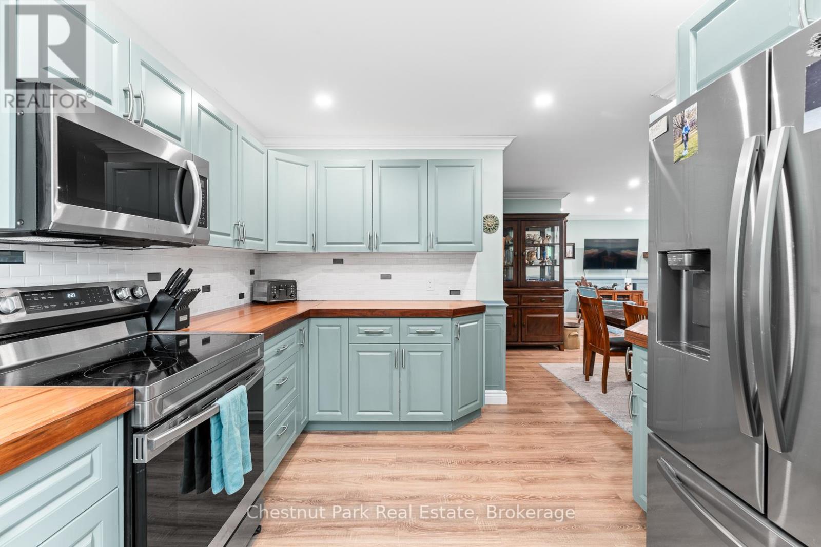 1037 SKELETON LAKE 3 ROAD