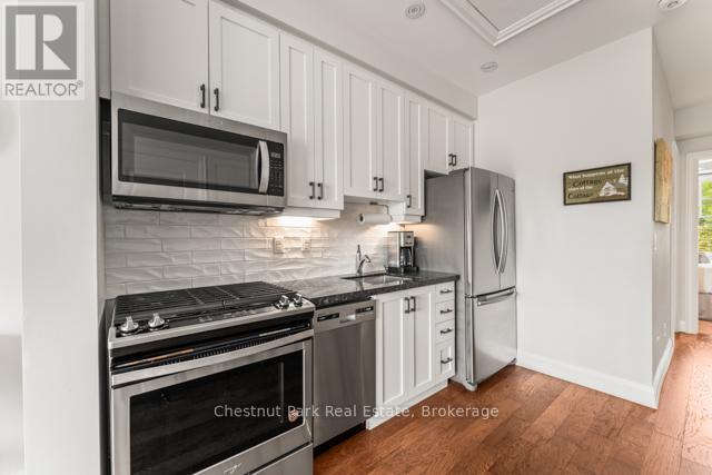 B#206 - 1869 MUSKOKA ROAD 118 HIGHWAY W