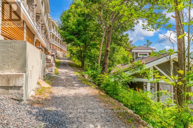 B#206 - 1869 MUSKOKA ROAD 118 HIGHWAY W