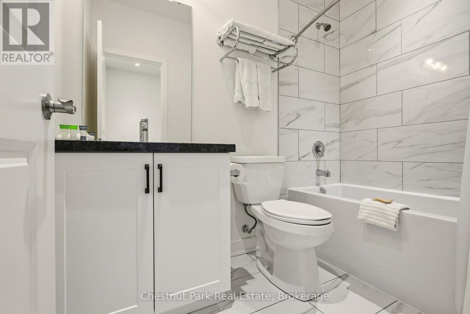 1869 MUSKOKA RD 118 WEST ROAD