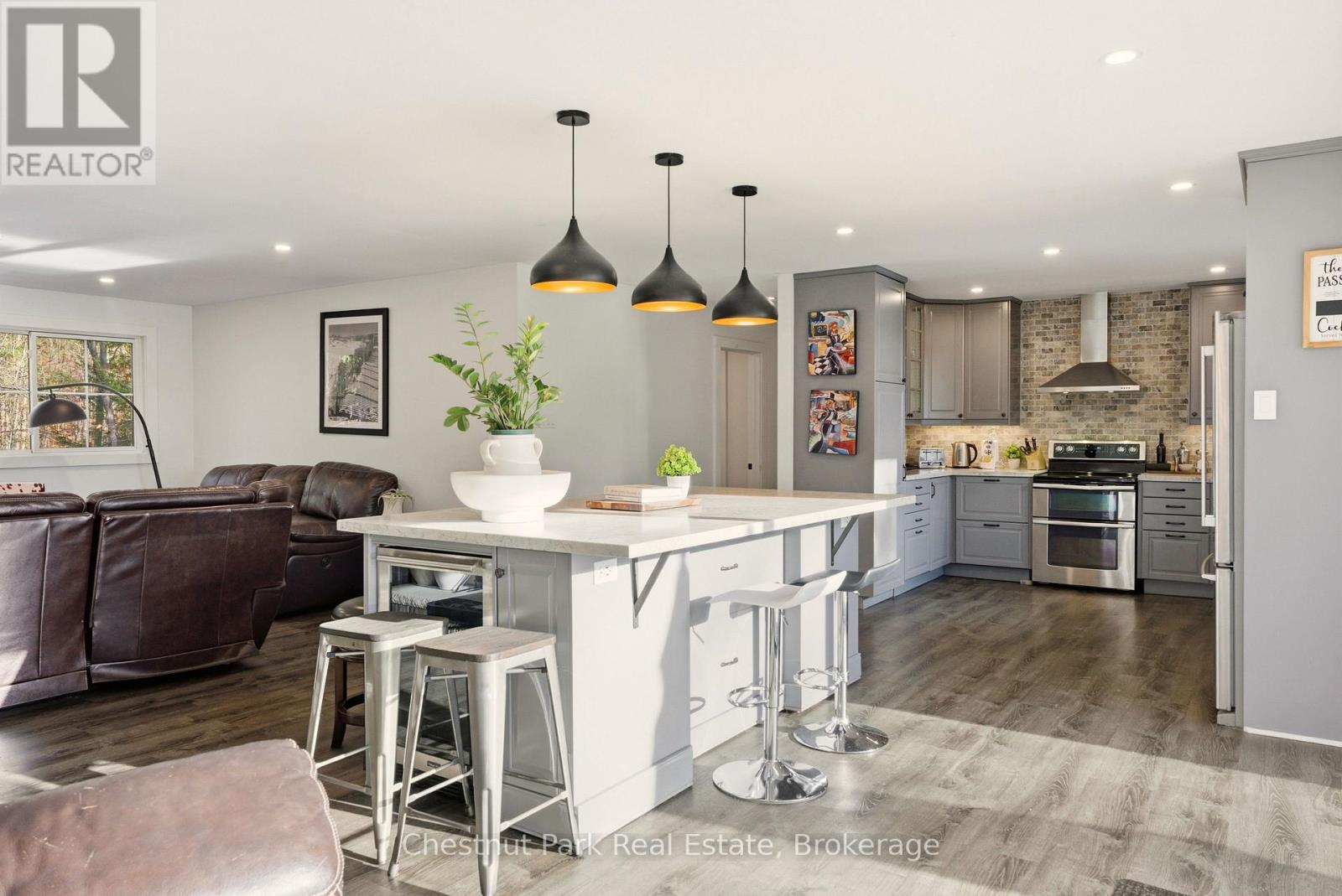 2487 FALKENBURG ROAD