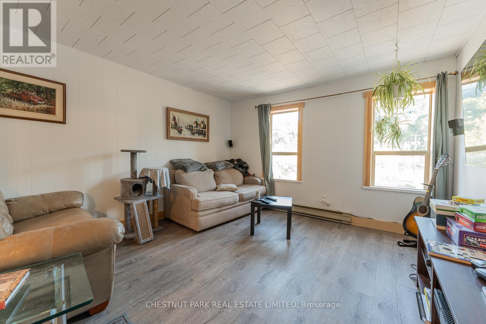 223/225 HIGHLAND STREET