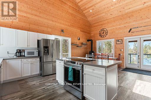 1038 STONEHENGE LANE