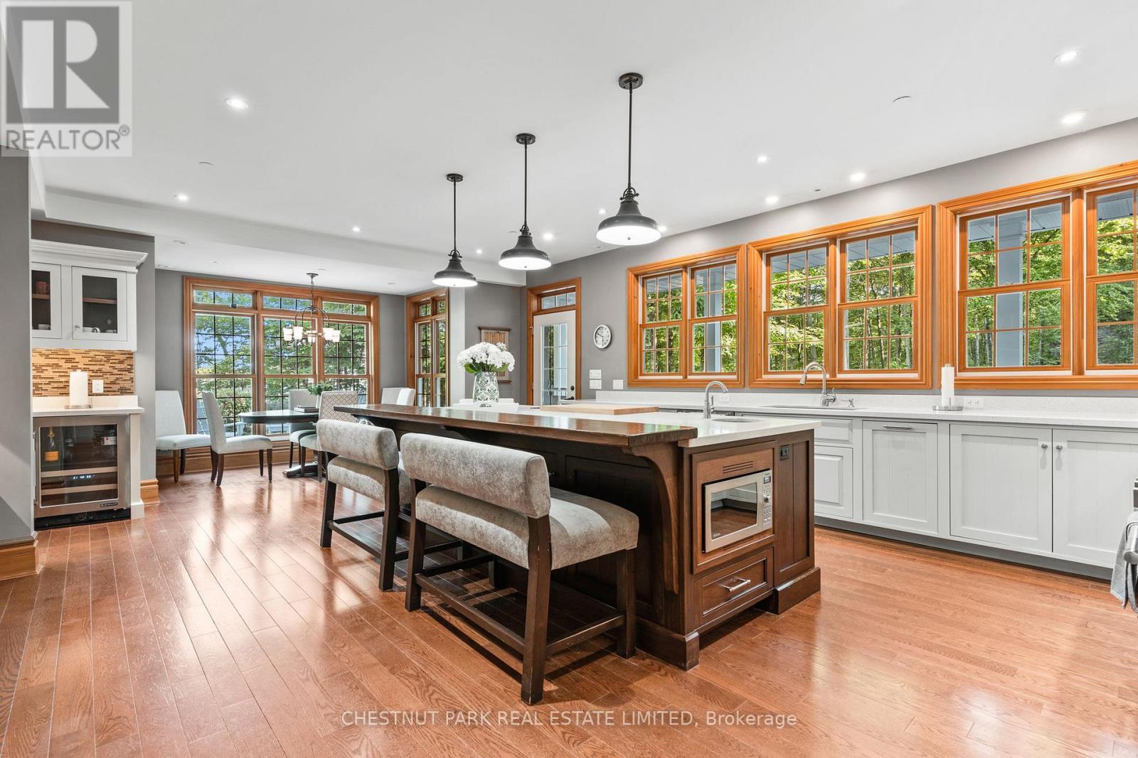 1141 & 1123 NU-NE LANE